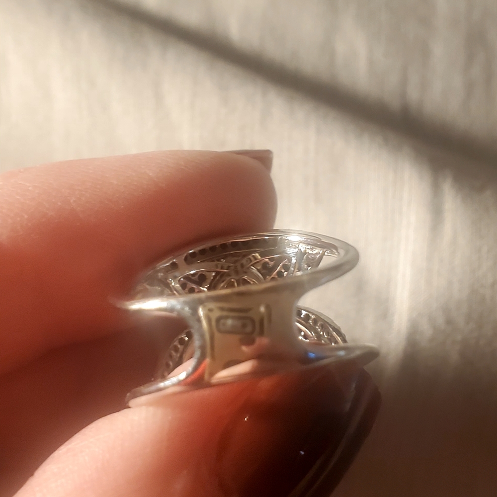 HSN vintage Blue Diamond irridiated statement ring. - Picture 2 of 5